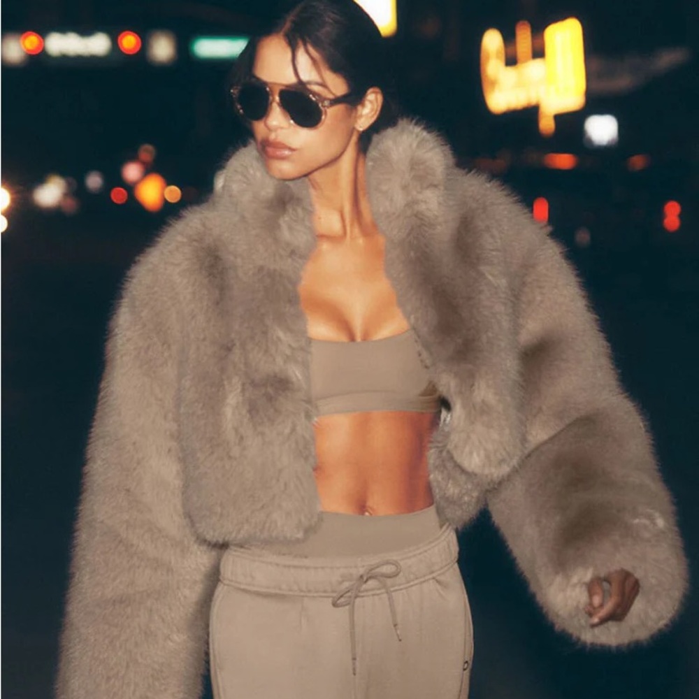 ALO Yoga Faux Fur Allure Jacket in Oat